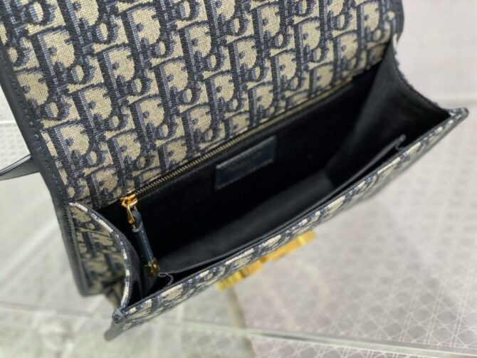 CD Oblique Jacquard 30 Montaigne Bag (SCG)
