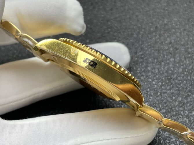 RLX Submariner Date Black Dial Yellow Gold (VSF)