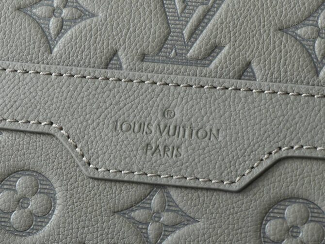 LV Trio Messenger (SCG)