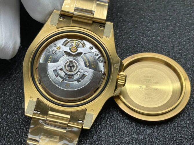 RLX Submariner Date Black Dial Yellow Gold (VSF)