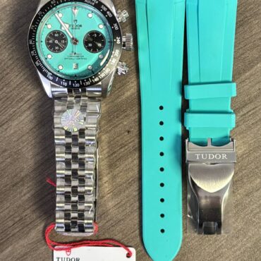 TDR Black Bay Chrono Flamingo Blue (BLSF)
